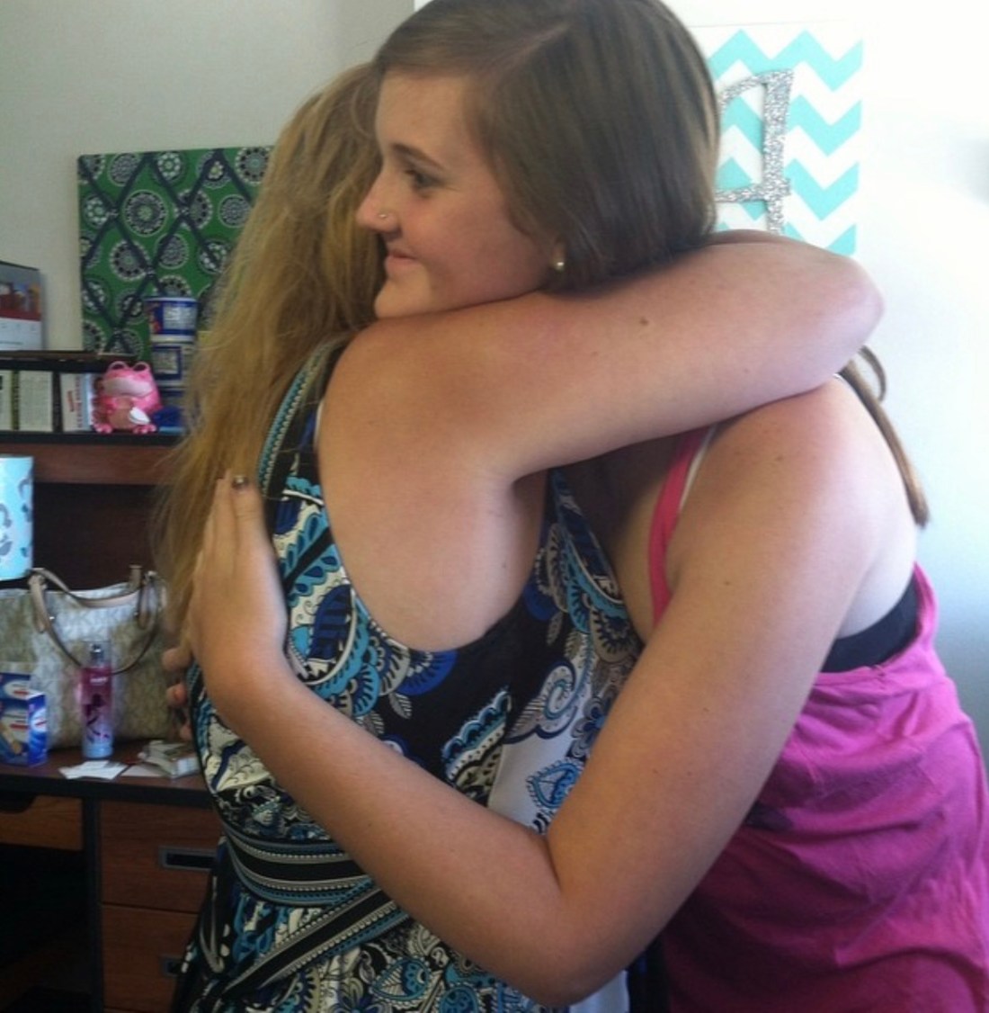 CBFEC98A-803E-477E-AC02-2D19D293807E